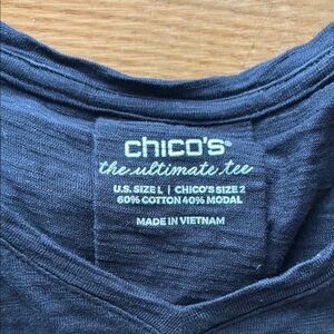 Chico's Black V-Neck Tee